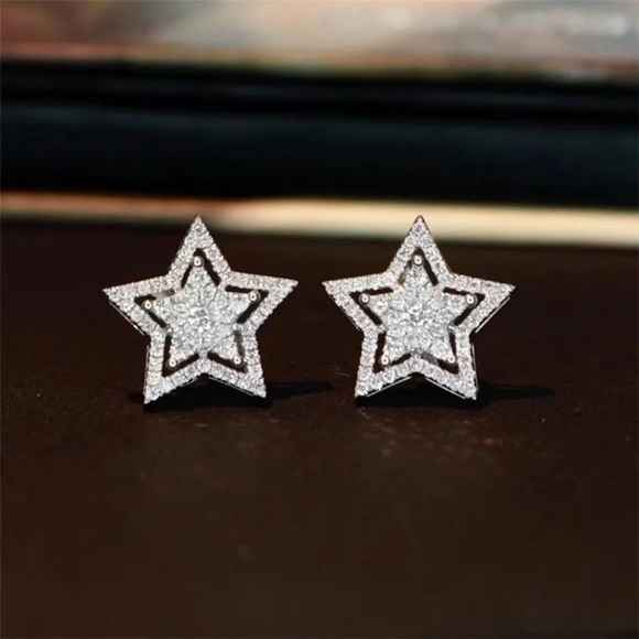 Jewelry - 💖5 items for $25 Sale!💖 Rhinestone Star Stud Earrings